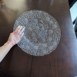 Very Large Round 14.5" Wide Heavy Glass Cookie Platter Or Tray With Poinsettia Or Flowers