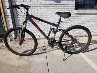 Ozone 500 Mens 27.5 Elevate Bicycle (LIKE NEW)