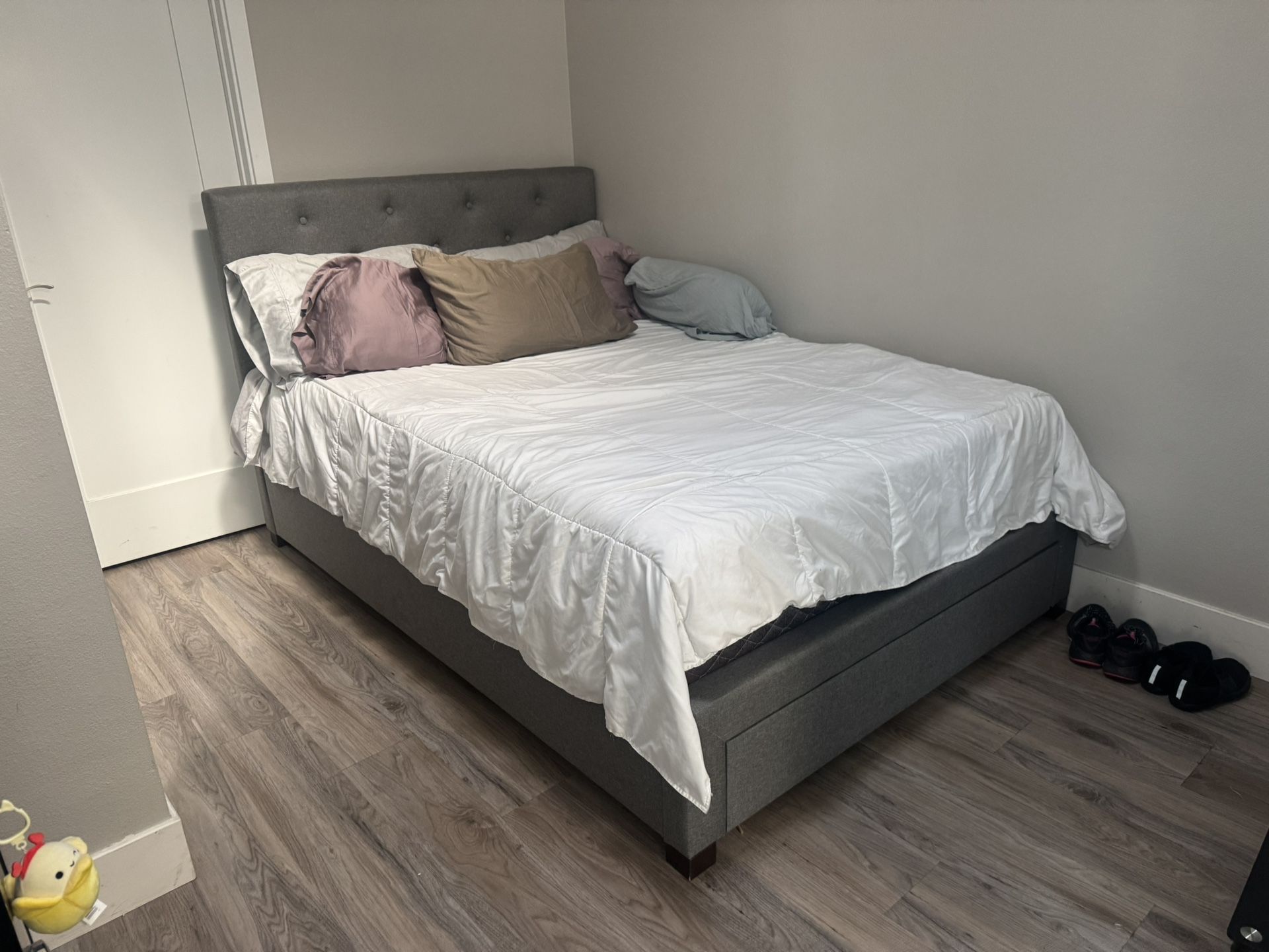 Full Size Platform Bed Frame With Large Drawer Storage, Firm Memory Foam Mattress, Grey Upholstered Tufted Style
