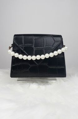 Pearl handbag