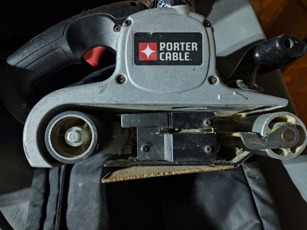 Porter Cable 3 in. x 21 in. Belt Sander 352vs