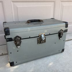 Graflex Camera Trunk - 1940s - Made In New York 
