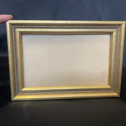 ANTIQUE WOODEN GOLD PAINTED FRAME 11.25 X 115.5 