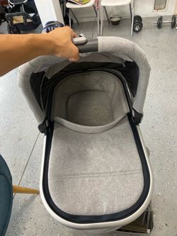 UppaBaby Vista Bassinet & Other Stroller Accessories