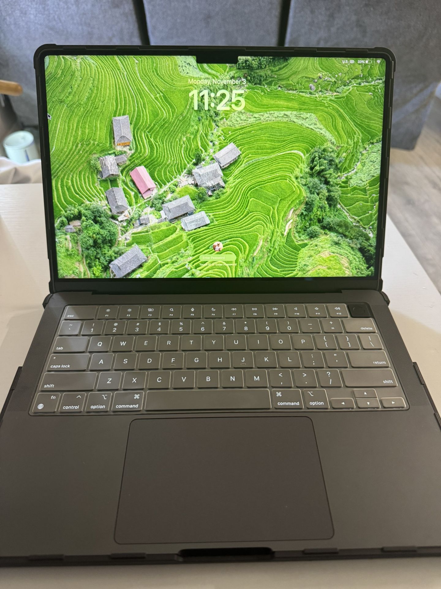 MacBook Pro 14”-M3 14gpu- 512gb ssd- Space black