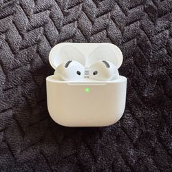Apple AirPods 4