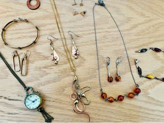 Assorted handmade jewelry gold and silver 10+ pieces