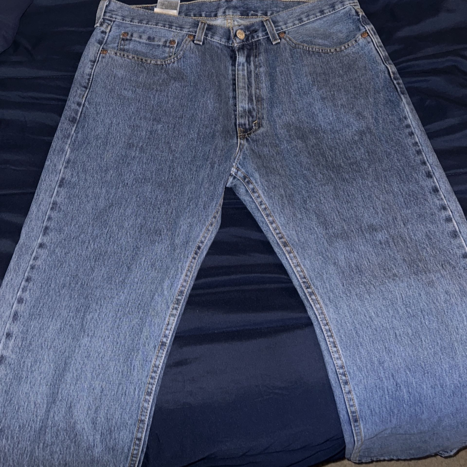 2 Levi Men’s Jeans 