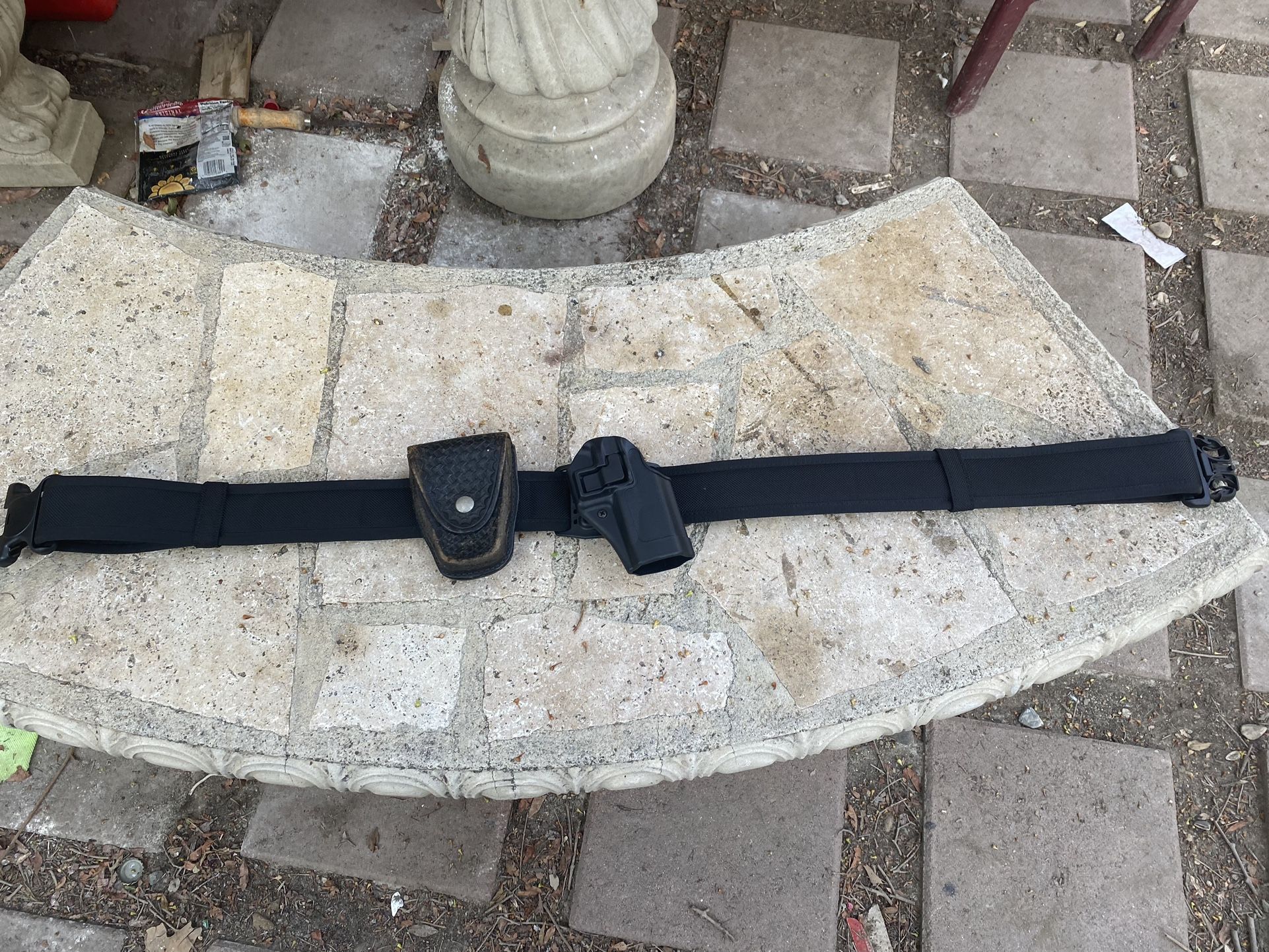 BLACKHAWK belt with Ruger Sr9 HOLSTER, Size XL