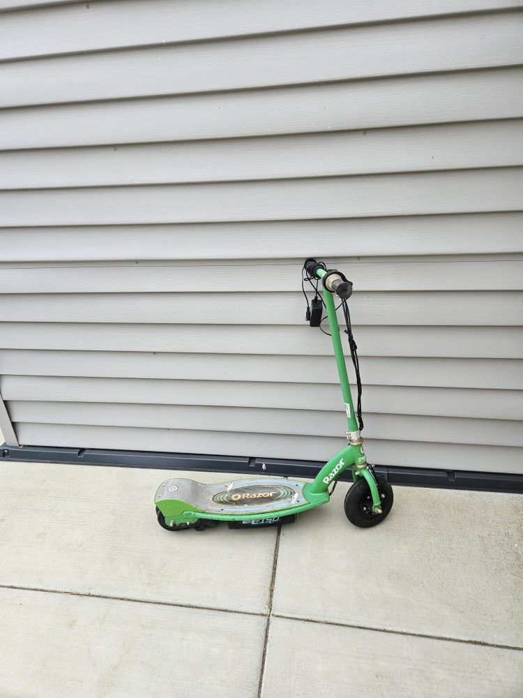 Razor Electric Scooter - E150