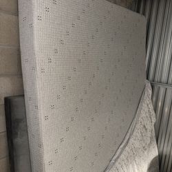 Queen Size Mattress 6 M Old