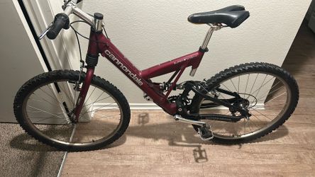 Cannondale super V 900