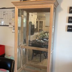 Glass Mirror Hutch Has All Glass Shelves 