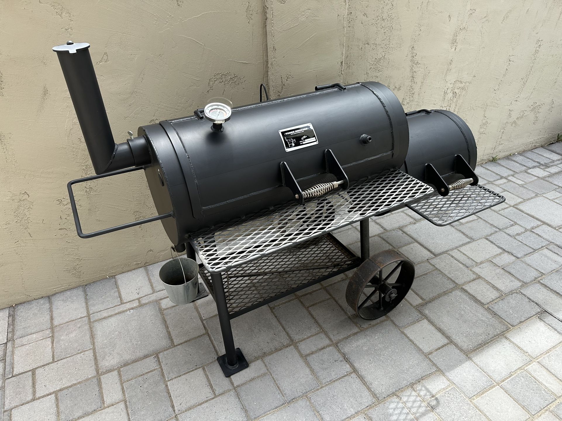 Yoder Smoker 16” Cheyenne Offset Smoker