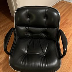 Knoll  Executive Pollock Model arm chair