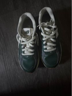 pine green new balances size 6.5