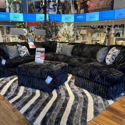 Black Color Fluffy Fabric Sectional Couch Set 🌟 Fast Delivery 🚚 Military Discount ⭐$39 Down Payment with Financing ⭐ 90 Days same as cash