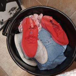 Women's And Men's Clothing Shoes