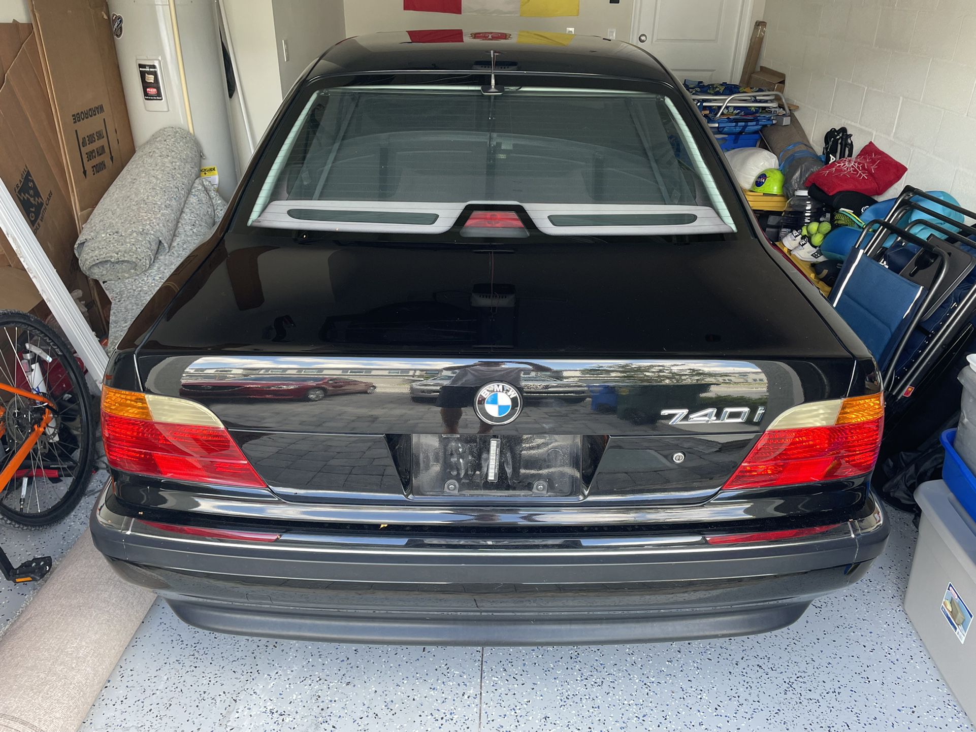 1998 BMW 740i