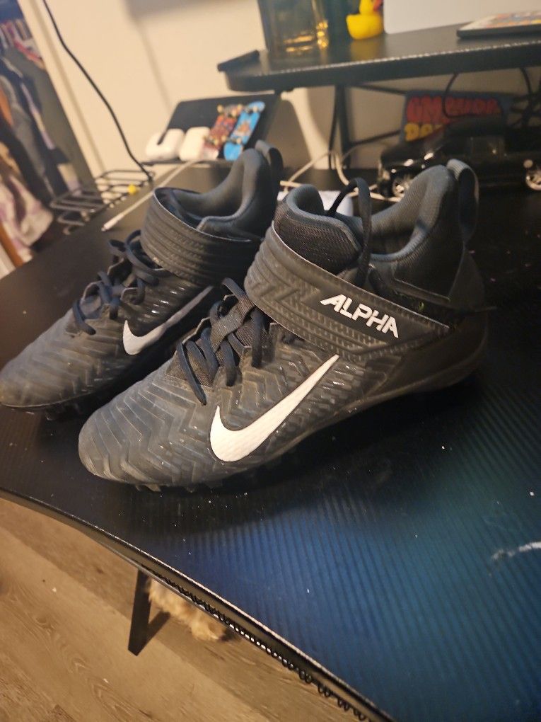 Football Cleats Nike Alpha