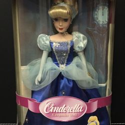 💥2004 Disney Princess Cinderella Keepsake Doll Porcelain NIB