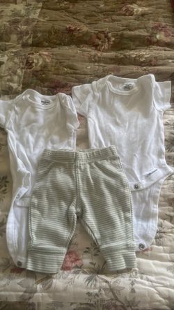 Newborn clothes