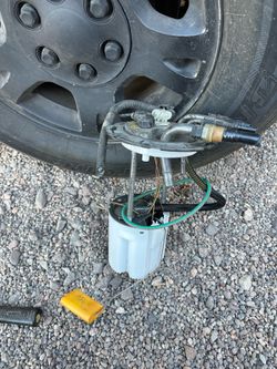 05 Yukon fuel pump Tahoe