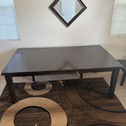 Dining  Table 