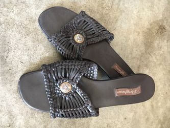 really cute Brighton sandals size 10
