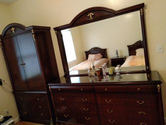 Regal Furniture Bedroom Set