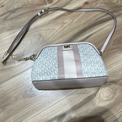 Micheal Kors Handbag