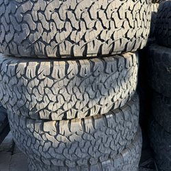 315:70R17 Bf Goodrich tires usadas en perfecta condición 80%life