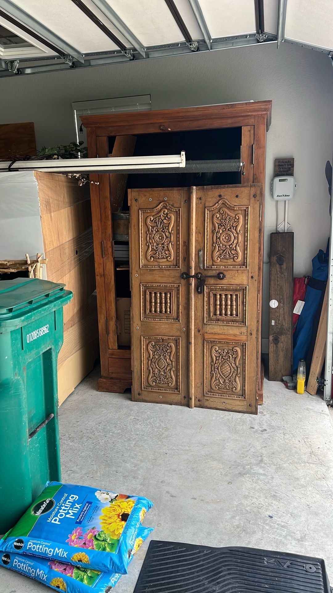 Armoire