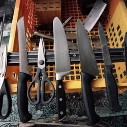 Magnetic Cutlery Set W/2additional Blocks