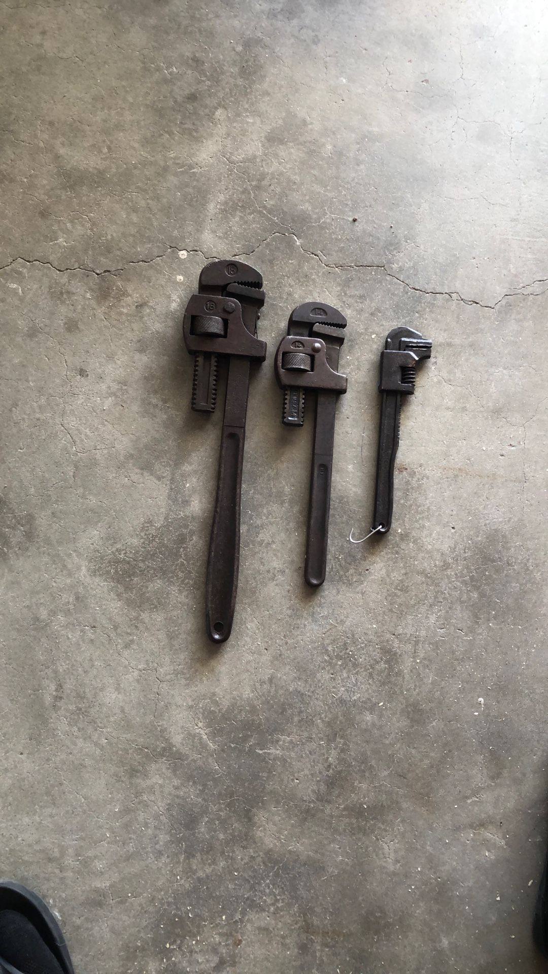 Wrench 