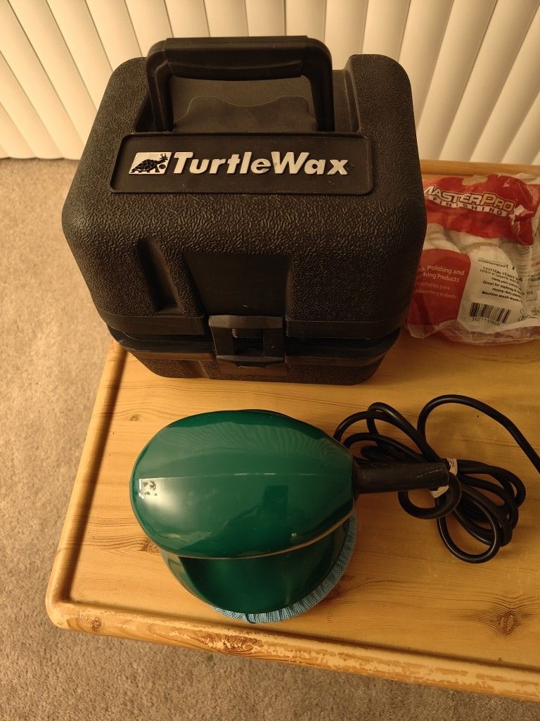 Hand Held Car Buffer By TURTLE WAX 