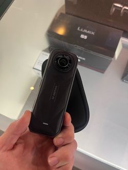 Insta360 X5