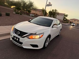 2018 Nissan Altima. 94k miles.