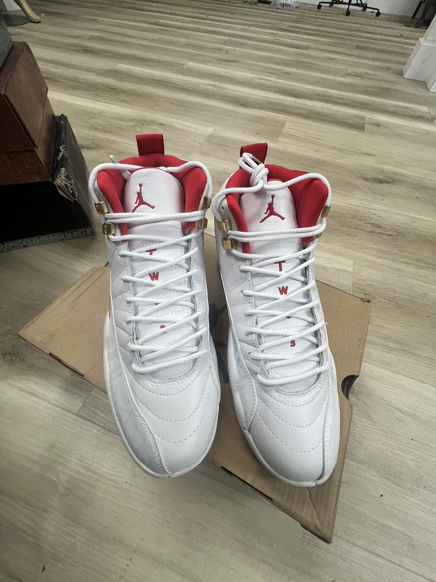 Air Jordan 12 Retro FIBA