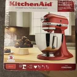 KitchenAid 4.5-Quart Tilt Head stand mixer 