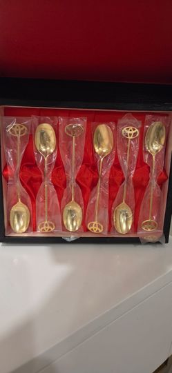 Six Brand New Gold Plated Toyota Logo Spoons