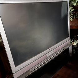 Mitsubishi Tv 55”