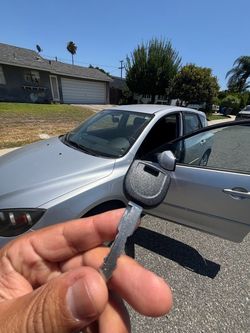 Llaves de autos / car keys and remotes