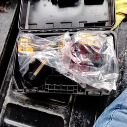 DeWalt Drill 20v Brand New 