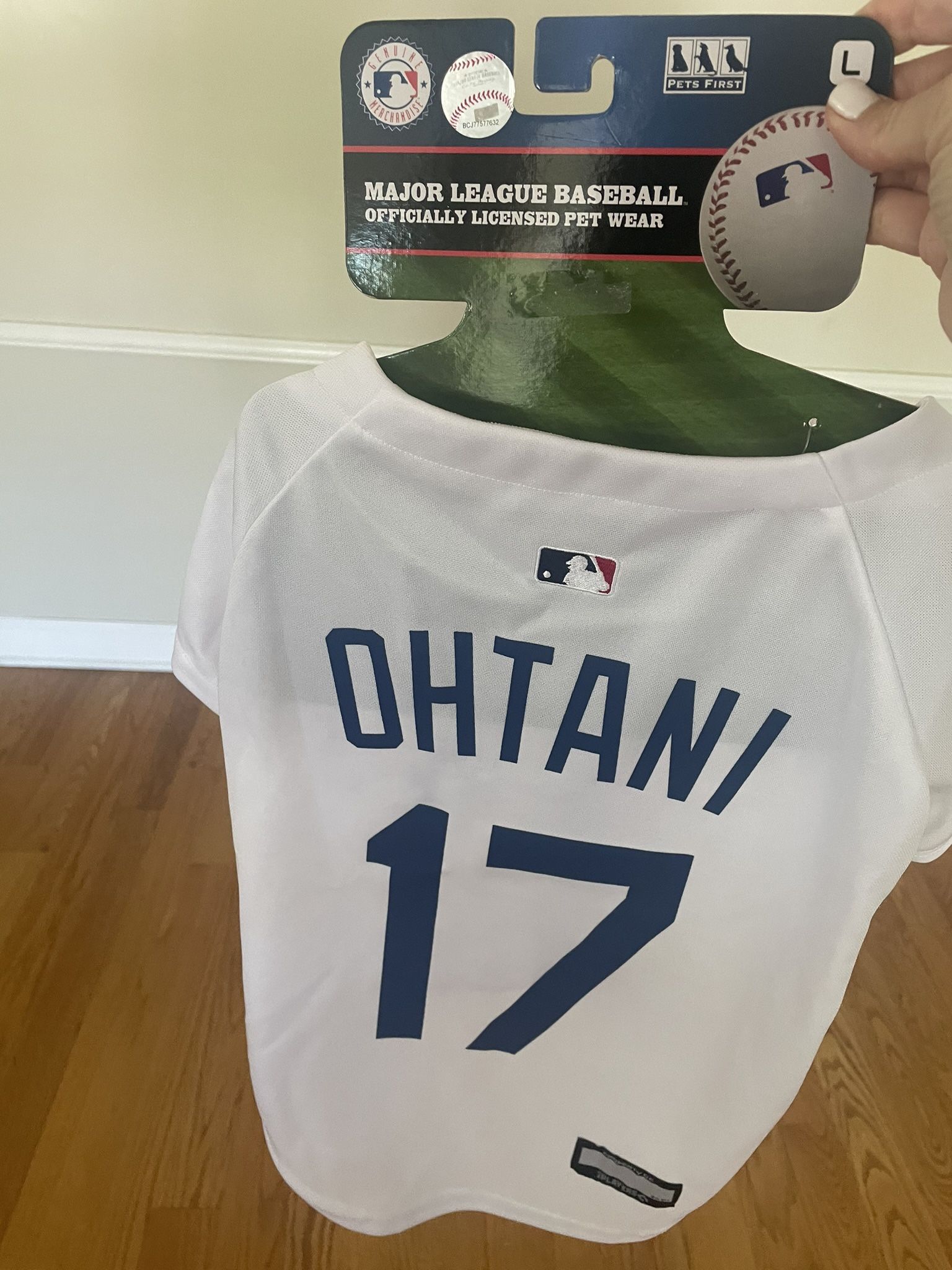 NEW!! OHTANI PET JERSEY SIZE LARGE