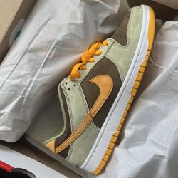 Nike Dunks Olives