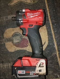 Milwauke M18 Fuel 1/2" Impact Wrench & XC5.0 Battery