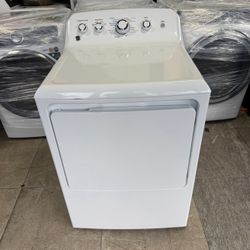 GE Gas Dryer Almost New One 