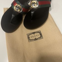 Gucci Sandles 