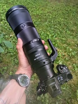 Nikon camara brand new 180-600 mm